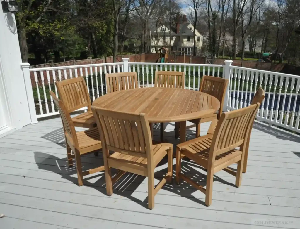 outdoor dining table - 8 seater round wooden garden table